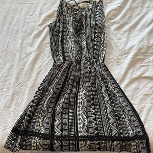 Ocean Drive Black and White Geometric Midi Dress